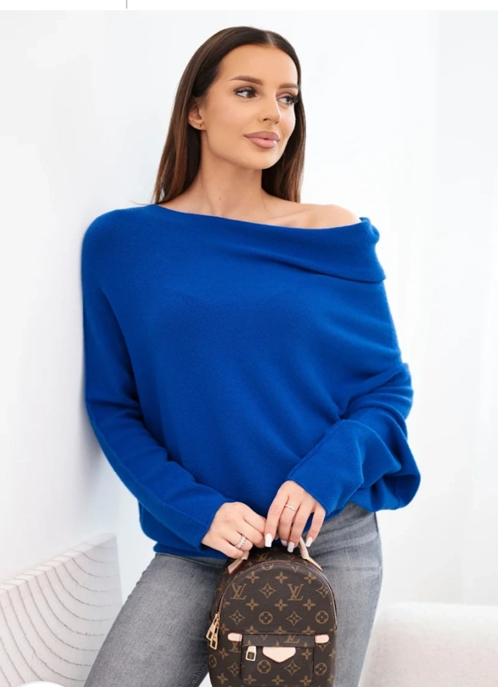 Sweter nietoperz